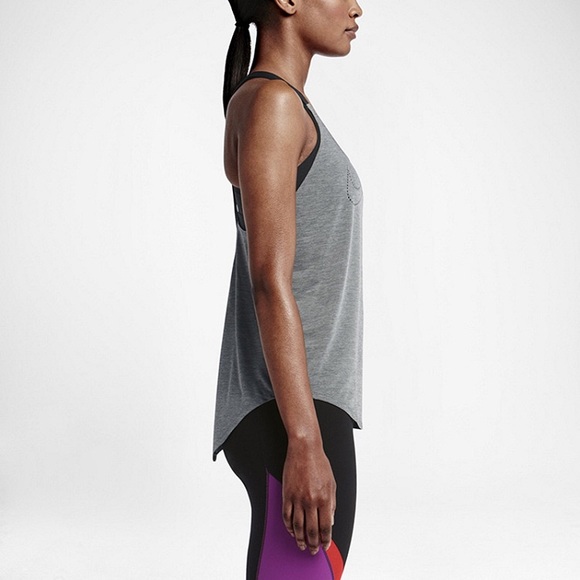 Nike dry-fit workout tank top - Picture 4 of 11